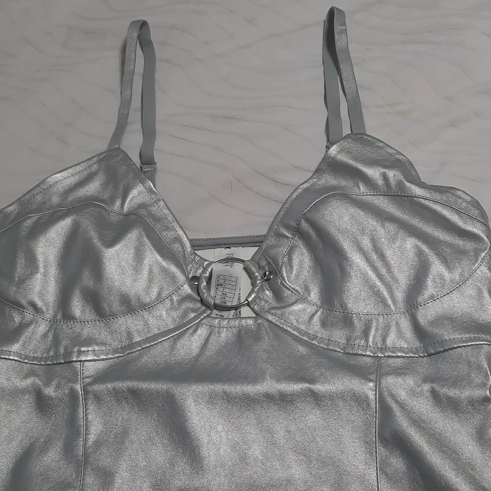 Forever 21 Shiny silver bodysuit NWT ! - Picture 2 of 5